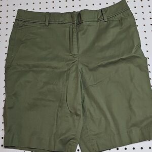 Talbots Perfect Shorts Sz 10 Moss Green